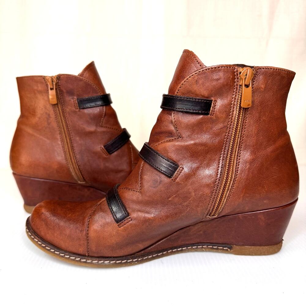 ERIC MICHAEL Lena Boot Women's EU 40/9.5 Leather Spain Buckles Wedge Boho - Picture 8 of 14